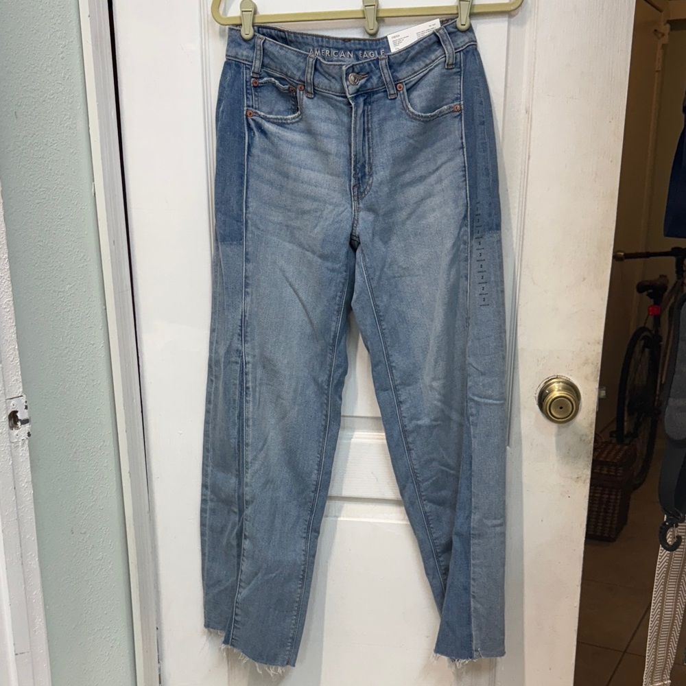 American Eagle Outfitters Women's Light Blue Straight Leg Jeans